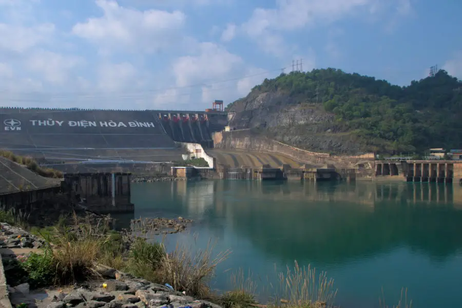 Hoa Binh hydroelectric dam on the Da river 