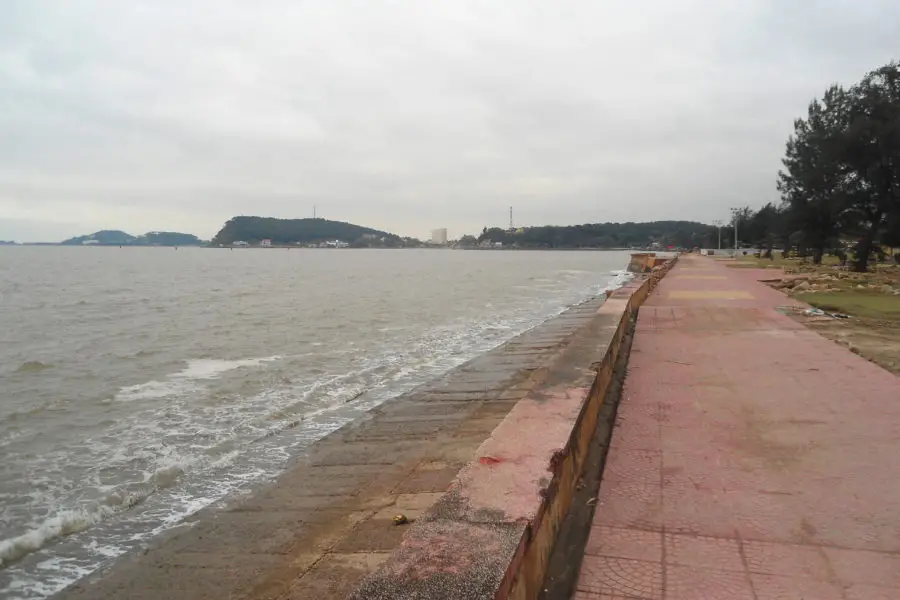 Coastline of Hai Phong walking street