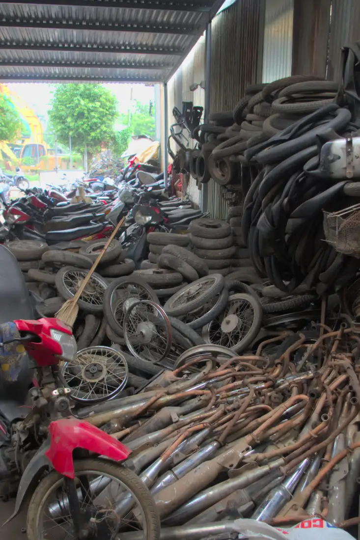 Tề Lỗ – Scrapyard Town