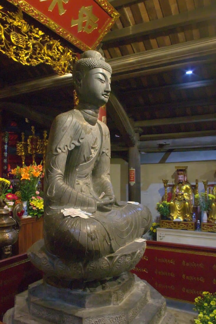 Buddha statue at Phat Tich pagoda, Bach Ninh