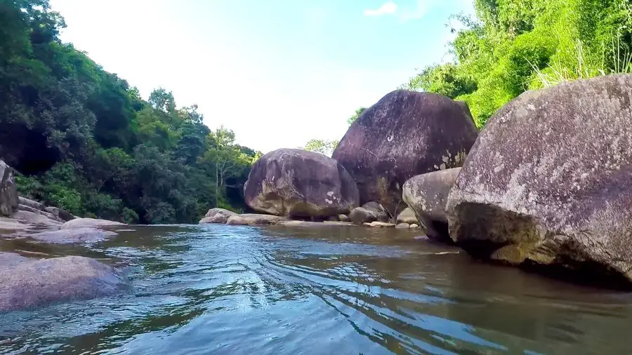 Boulders and a stream at Kim Boi, Vietnam